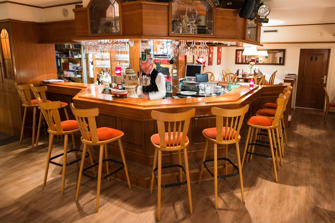 琳达斯酒店 欧伊提恩 外观 照片